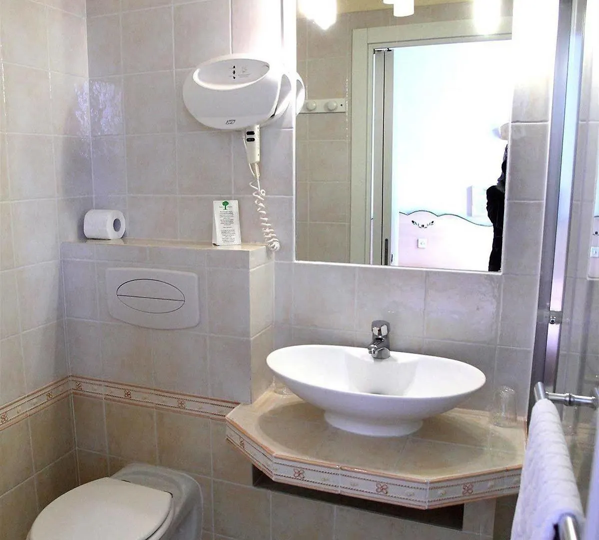**  Le Thimothee : Hotel & Studios Saint-Raphaël フランス