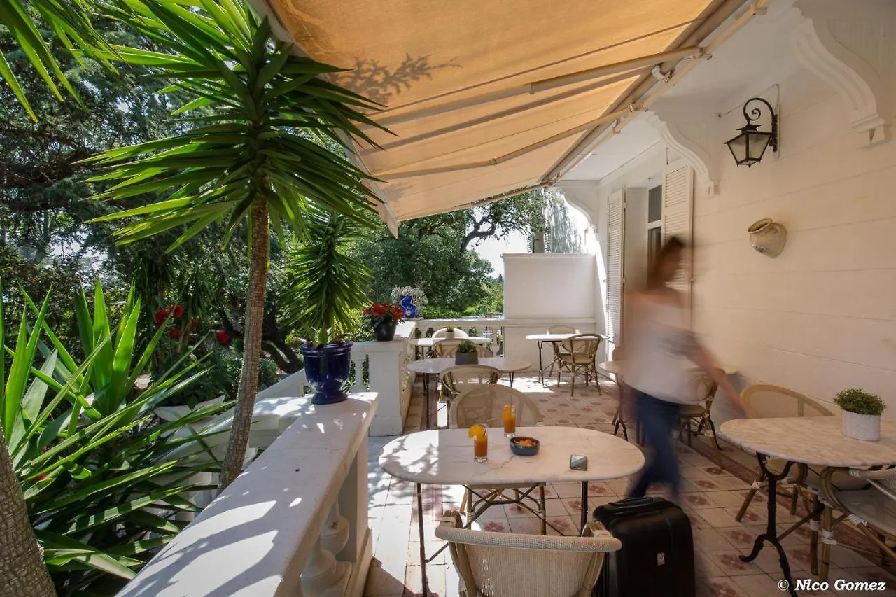 **  Le Thimothee : Hotel & Studios Saint-Raphaël Γαλλία