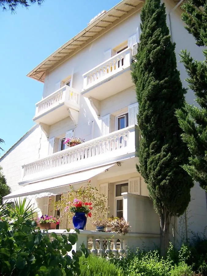 Le Thimothée : Hôtel&Studios Saint-Raphaël