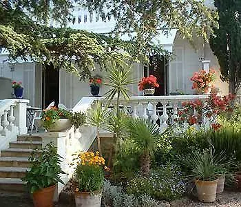 Le Thimothee : Hotel & Studios Saint-Raphael   Saint-Raphael (Var)