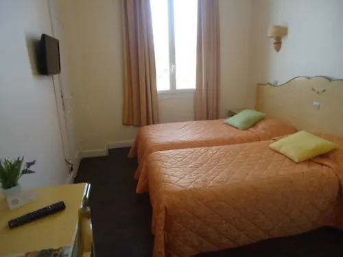 Le Thimothée : Hôtel&Studios Saint-Raphaël Francia