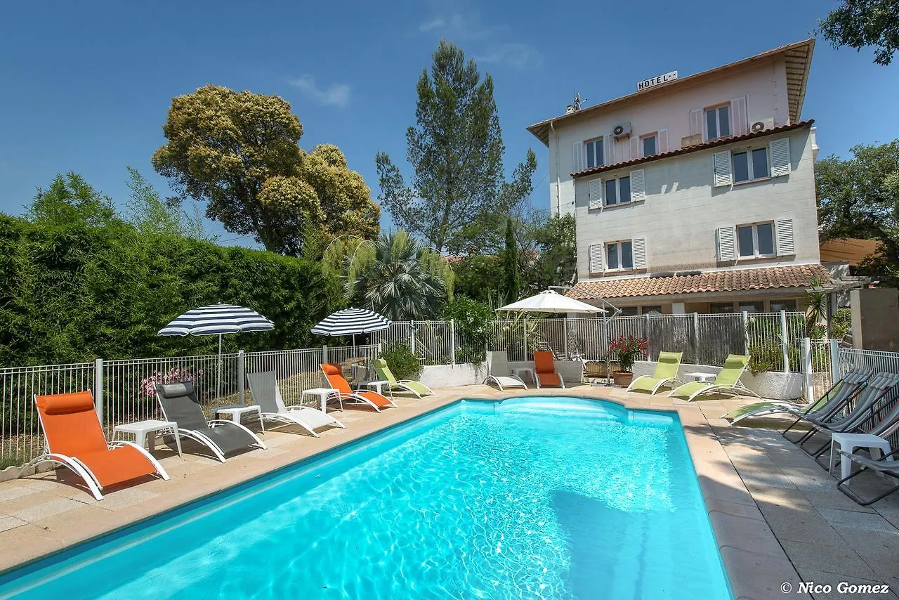 Le Thimothée : Hôtel&Studios Saint-Raphaël